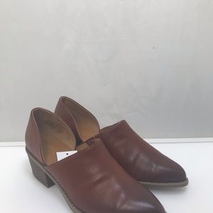 Universal Thread Shoes - Faux leather women’s shoes Universal Thread Shoes - Faux leather women’s shoes
